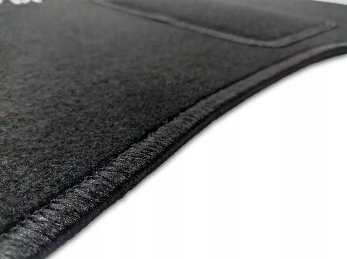 Tapis de Sol Velours sur Mesure – Audi A3 8P (2003 – 2013) Noir X 4