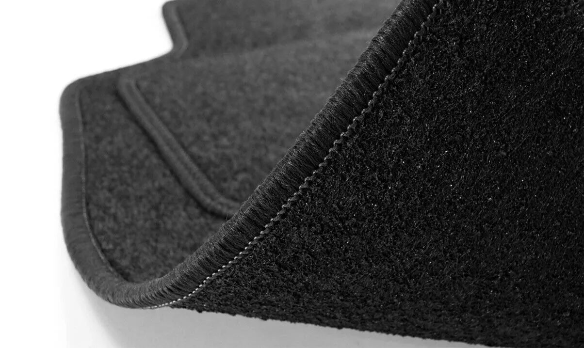 Tapis de Sol Velours sur Mesure – Audi A3 8P (2003 – 2013) Noir X 4