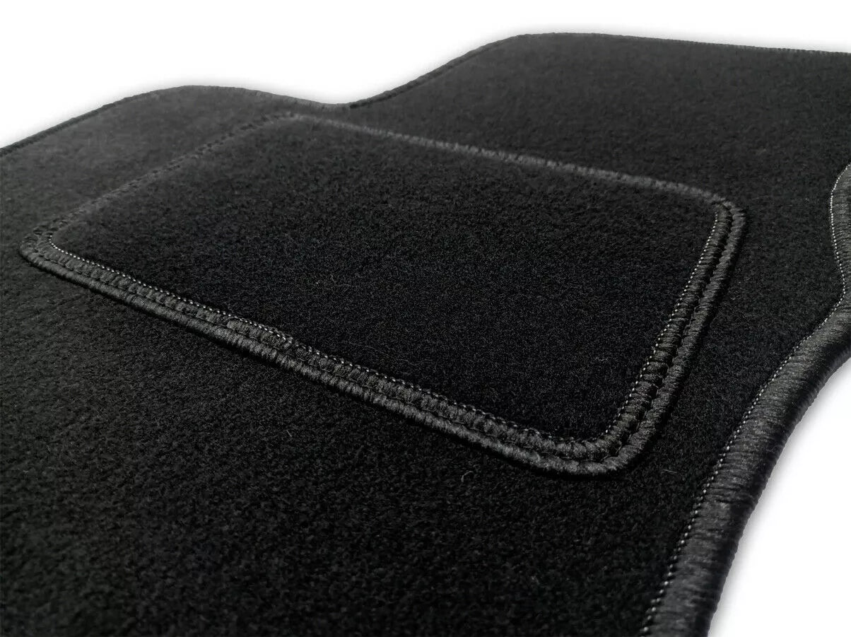 Tapis de Sol Velours sur Mesure – Audi A3 8P (2003 – 2013) Noir X 4