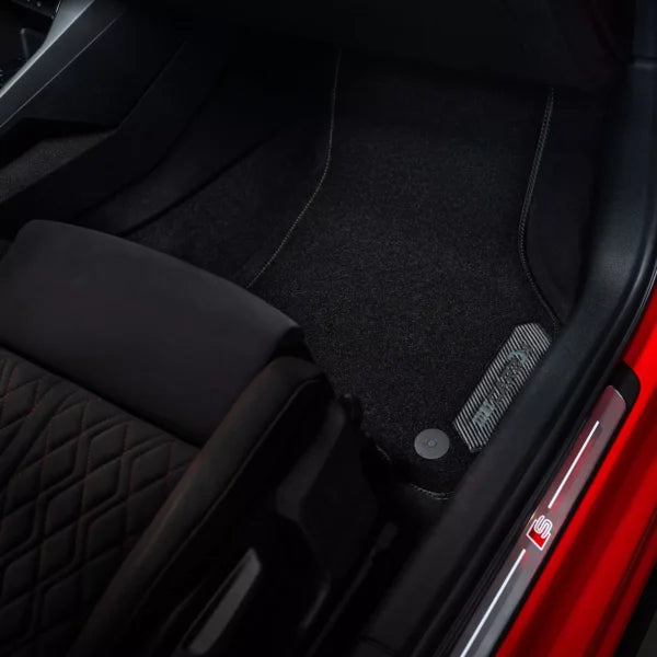 Tapis en velours de la série CarbonBlack™ pour Peugeot 508 2011-2018