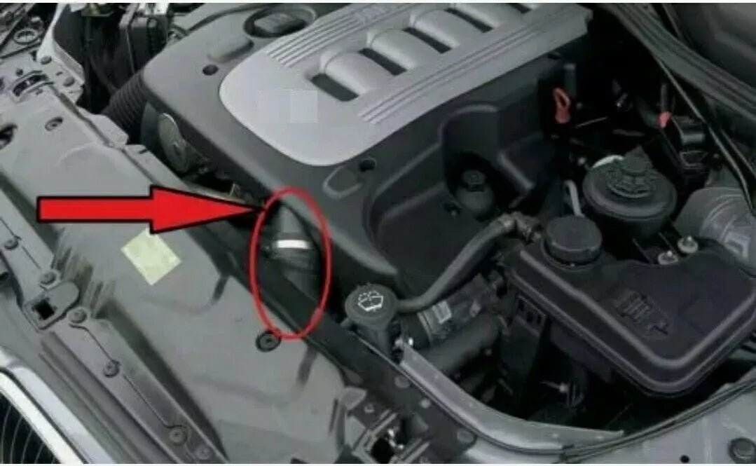 Durite Turbo Supérieure pour BMW Série 5, 6 E60 E61 E63 E64 – Réf. OEM 11617799401 - rst-parts