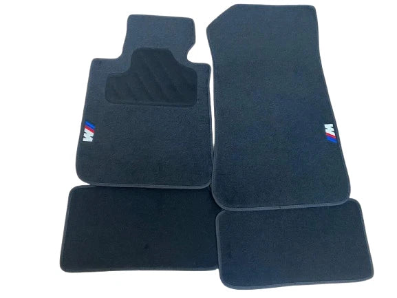 Tapis de sol noir velours sur mesure – BMW Série 1 E87 (2007-2010)