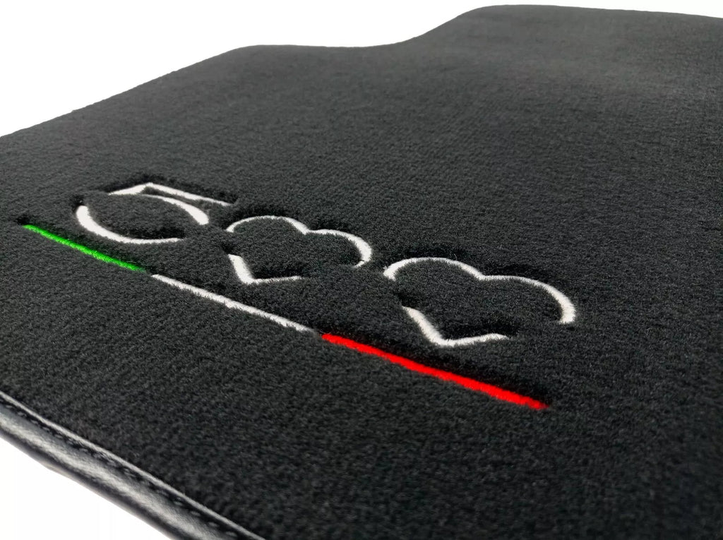 TAPIS DE SOL VELOURS pour FIAT 500 (2007 -...) NOIR + BRODERIE 3D PREMIUM - rst-parts