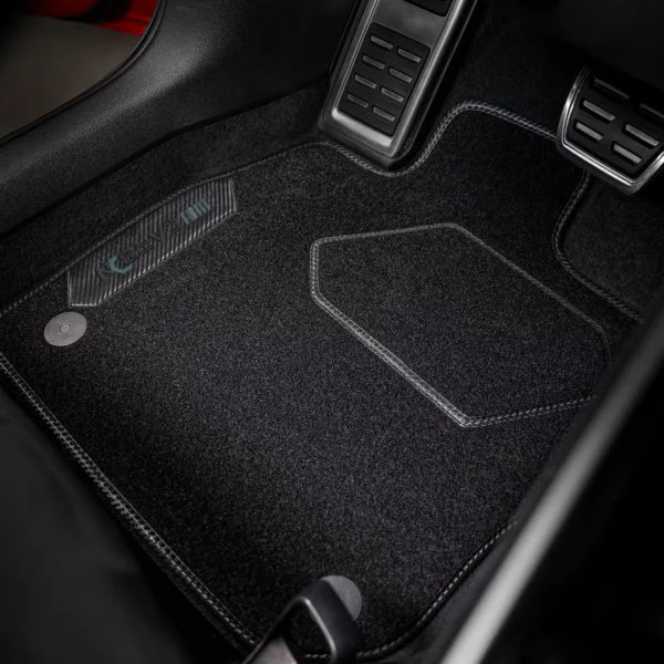 Tapis en velours de la série CarbonBlack™ pour Peugeot 206 1998-2012 - rst-parts