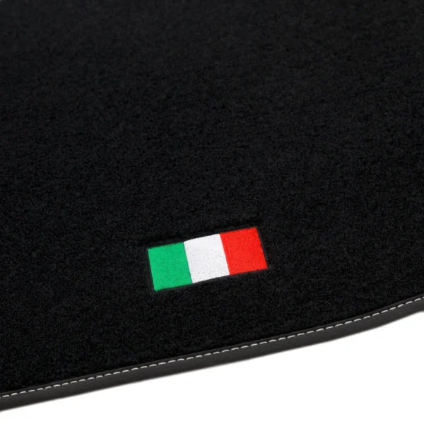 Tapis en velours LOGO pour Alfa Romeo Mito 2008-2018 - rst-parts